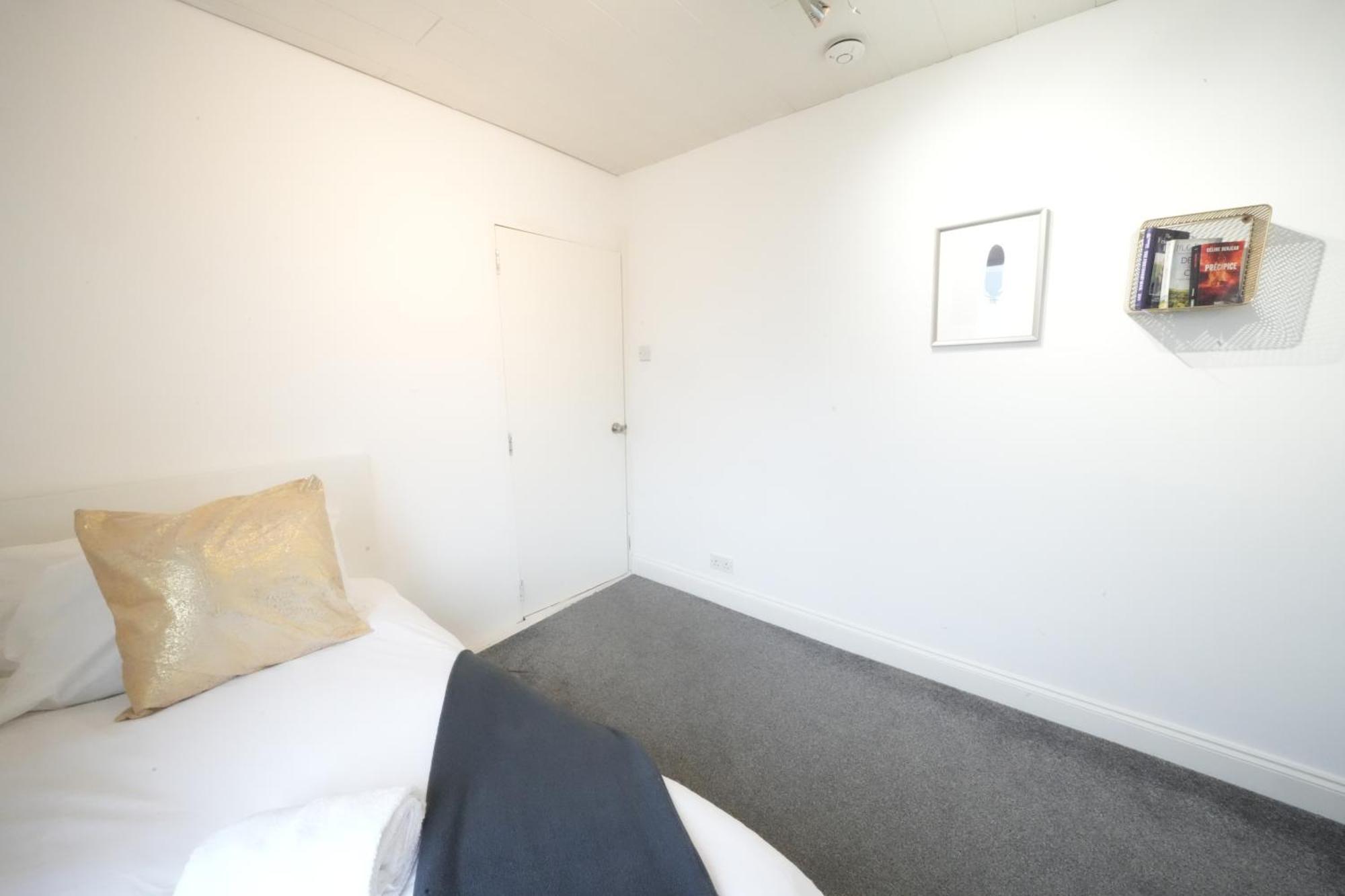 Airport Comfy Stay 哈姆斯沃思 外观 照片